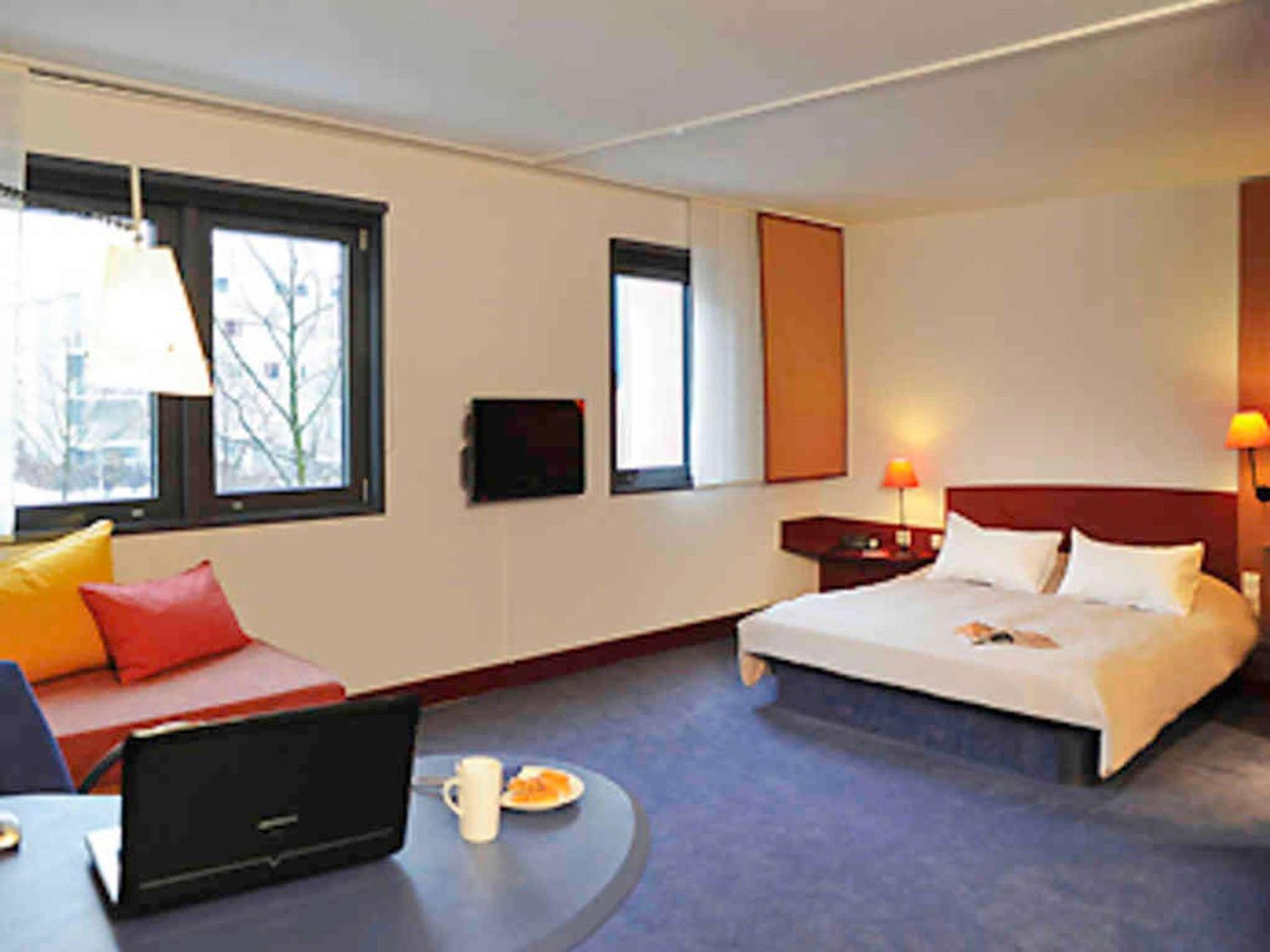 Hotel Novotel Parkstadt Schwabing Monaco di Baviera